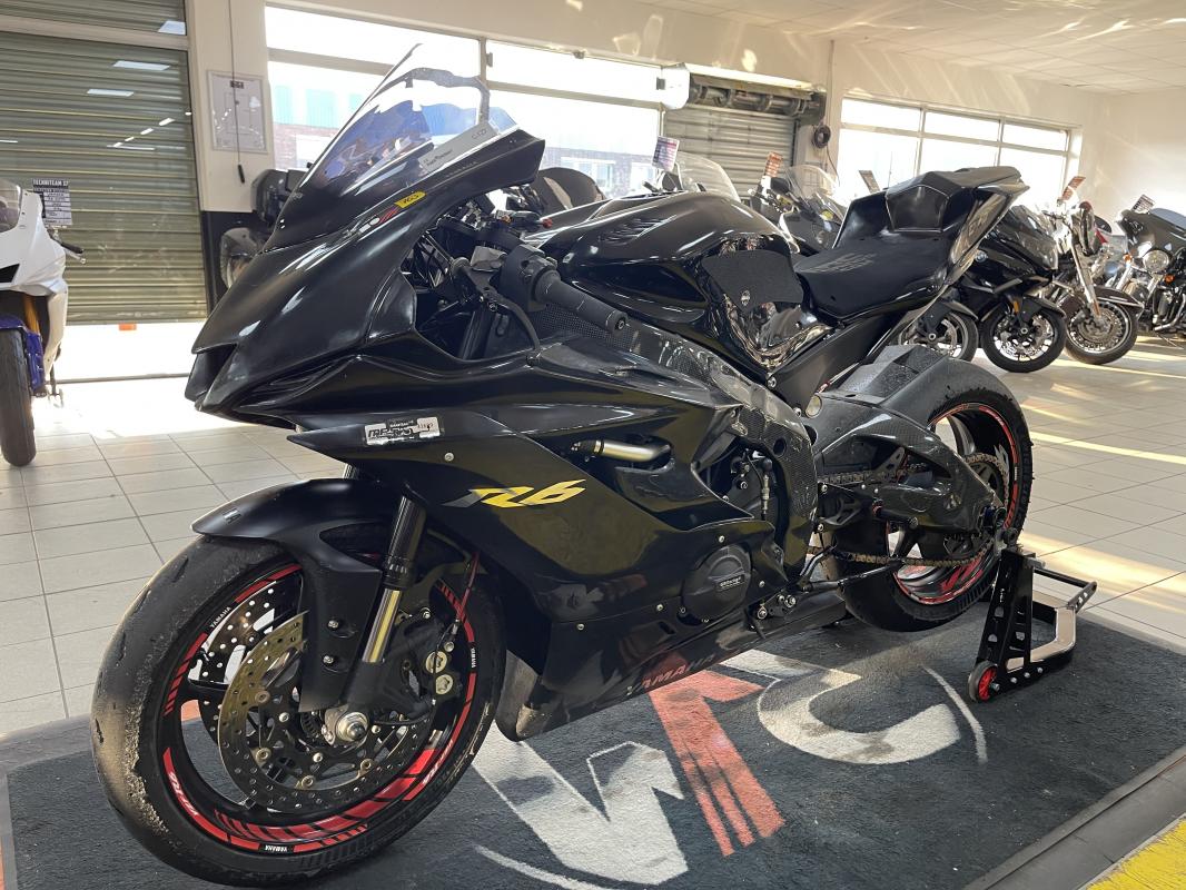 Yamaha R6 PISTE 13 899