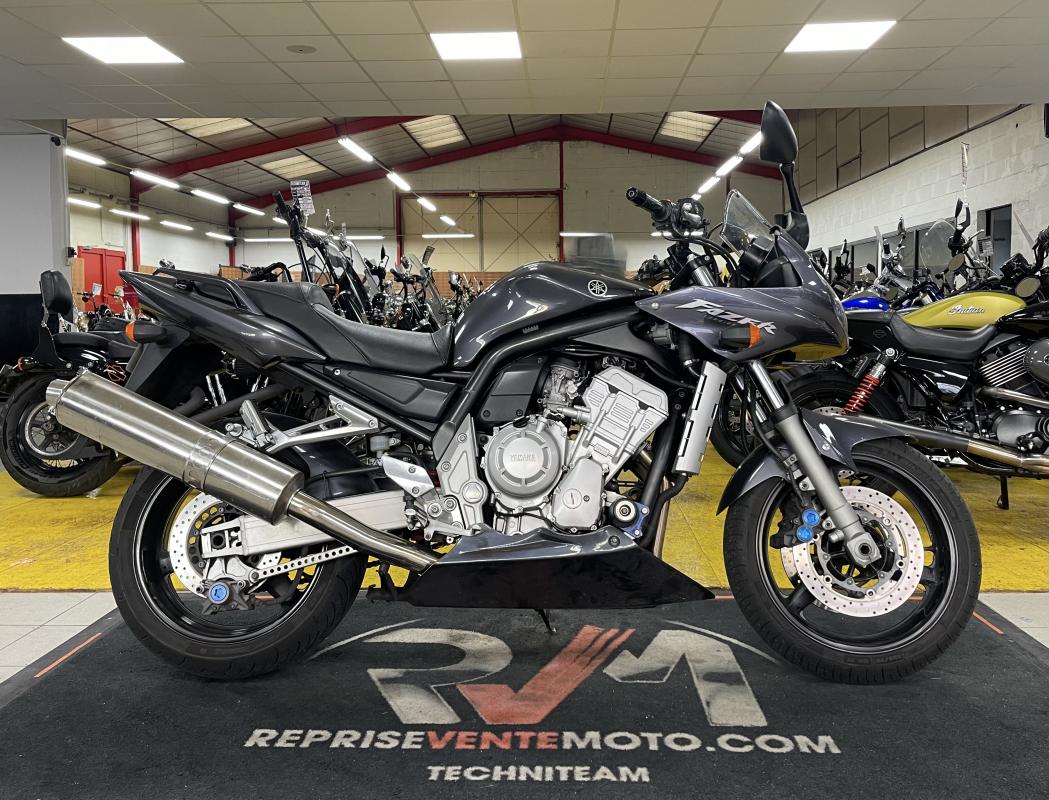 Yamaha 1000 FAZER REP.ECH.POSS 3999€