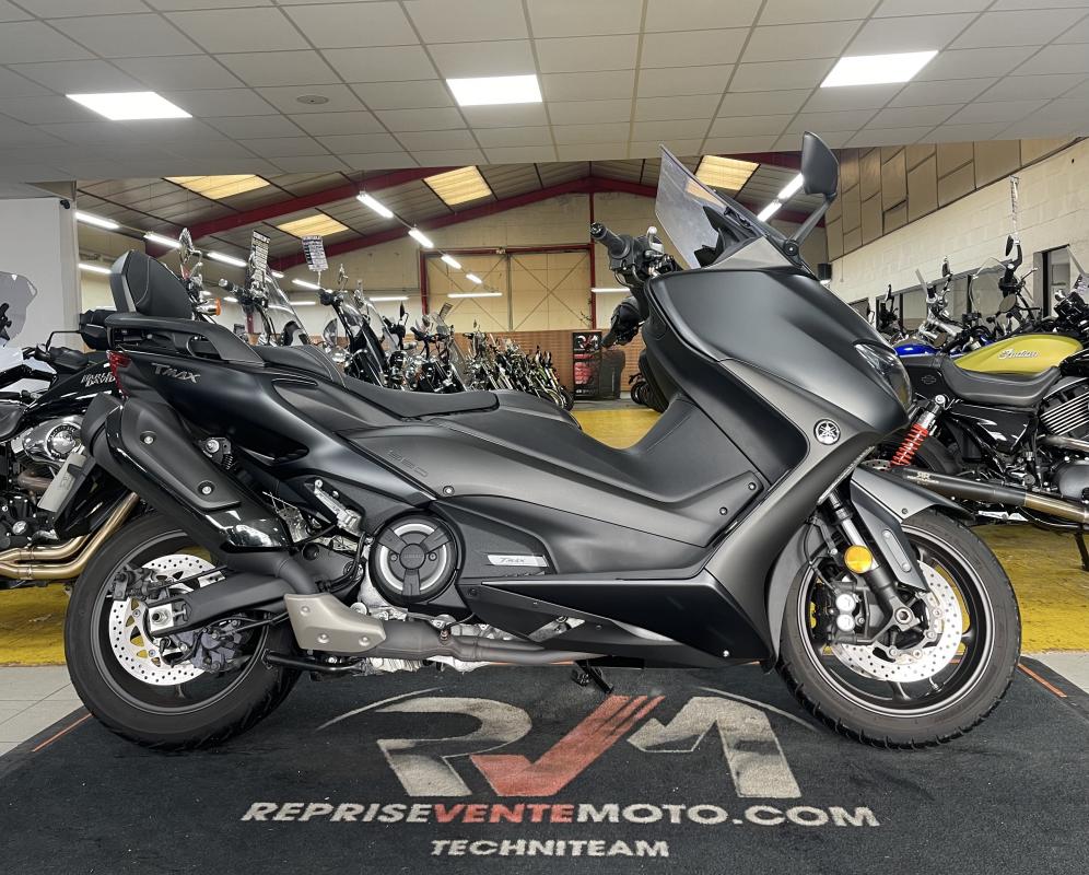 Yamaha TMAX 560 2200 KMS REP.ECH.POSS 9199€