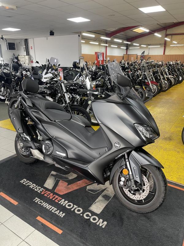 Yamaha TMAX 560 2200 KMS REP.ECH.POSS 9 199
