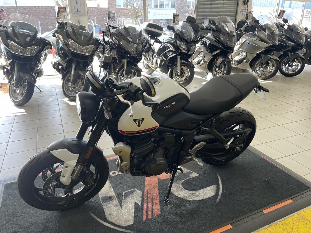 Triumph 660 TRIDENT POSS A2 REP.ECH.POSS 6 999