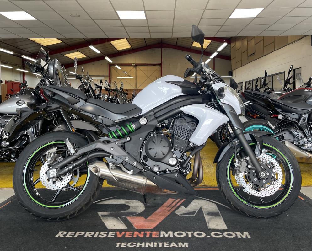 Kawasaki ER6N 650 BRIDABLE A2 TRES FAIBLE KILOMETRAGE REP.E 4999€