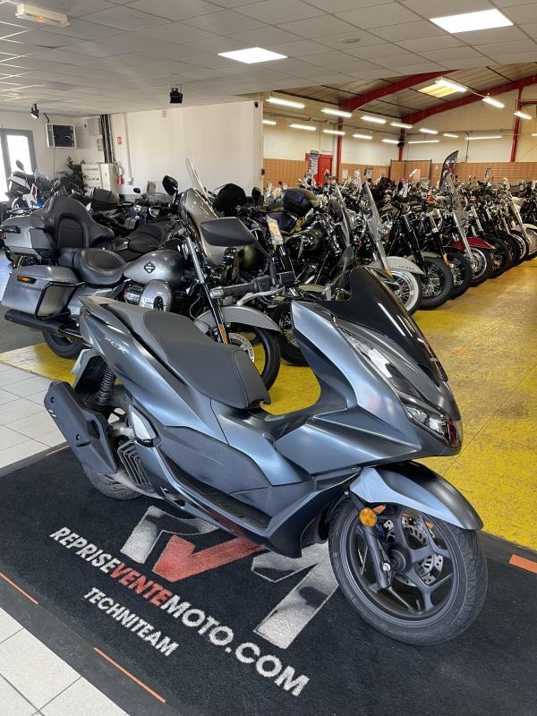 Honda 125 PCX REP.ECH.POSS 2 299