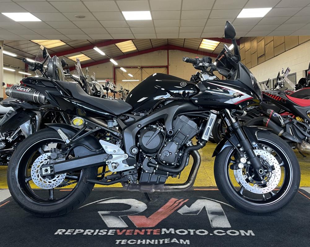 Yamaha FZ6 S2 REP.ECH.POSS 2999€