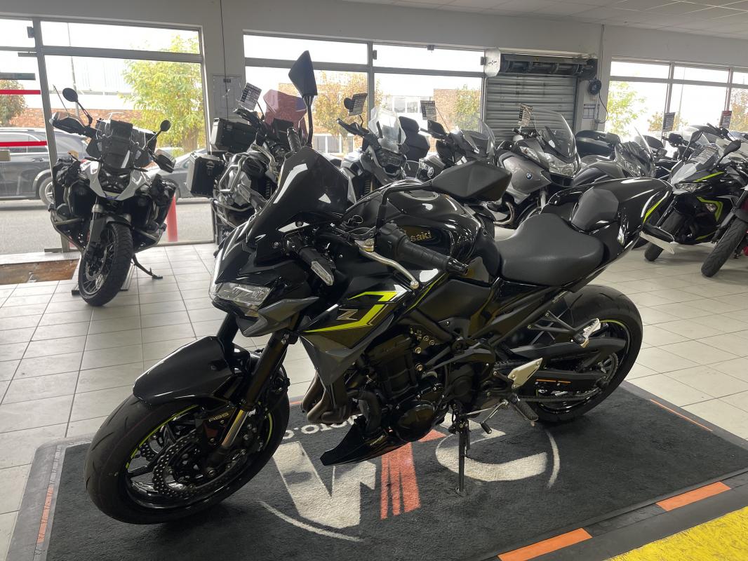 Kawasaki Z900 REP.ECH.POSS 7 499