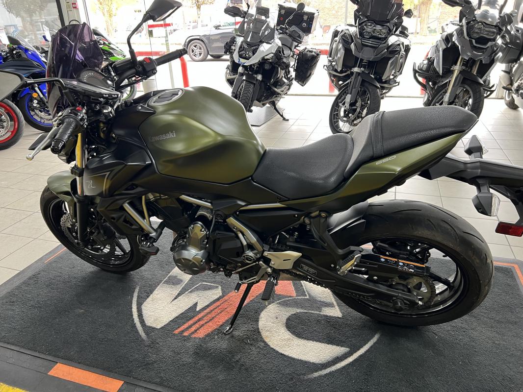 Kawasaki Z 650 VERSION A2 REP.ECH.POSS 4 999