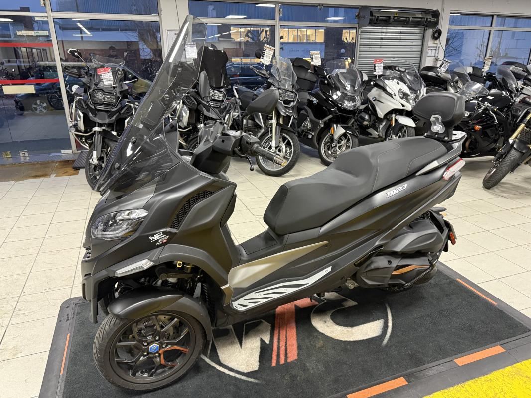 Piaggio MP3 530 HPE REP.ECH.POSS 7 899