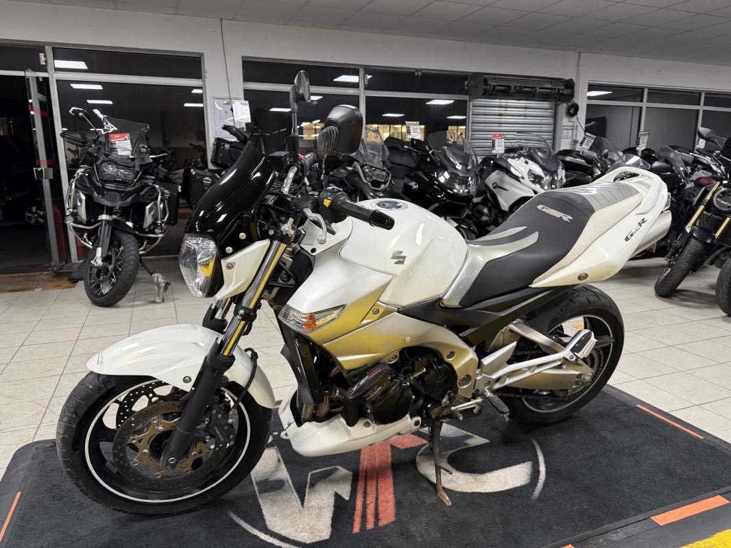 Suzuki 600 GSR REP.ECH.POSS 3 999