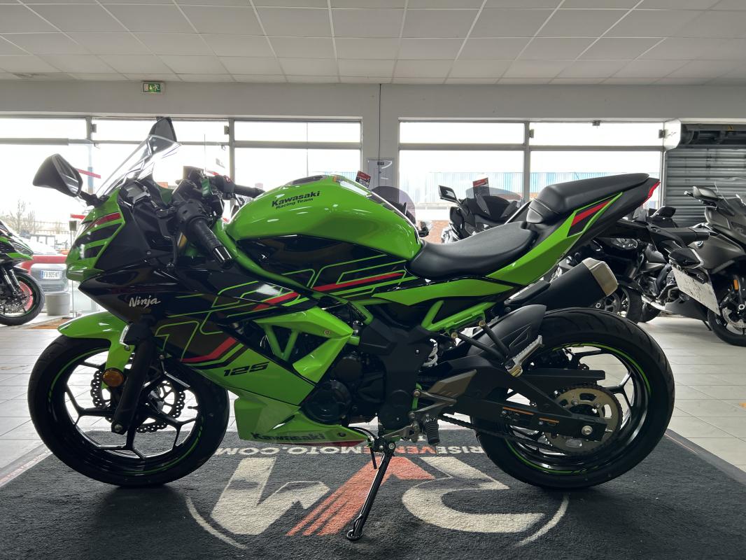 Kawasaki NINJA 125 REP.ECH.POSS 3 499