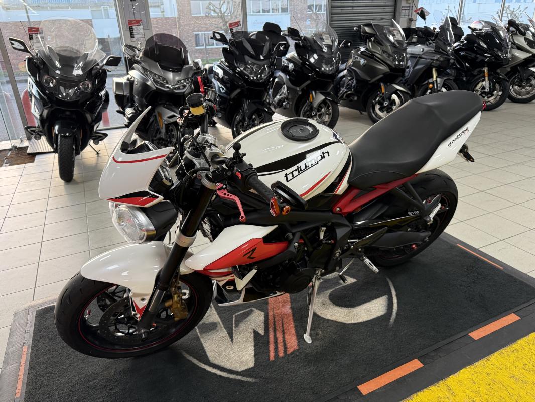 Triumph 675 STREET TRIPLE R REP.ECH.POSS 4 499