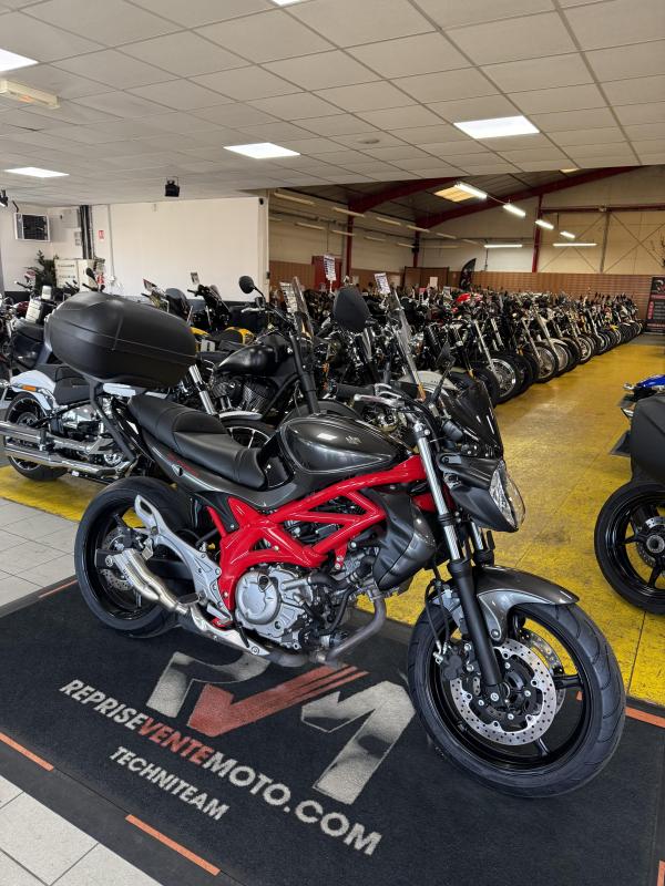 Suzuki 650 GLADIUS BRIDABLE A2 REP.ECH.POSS 3 999