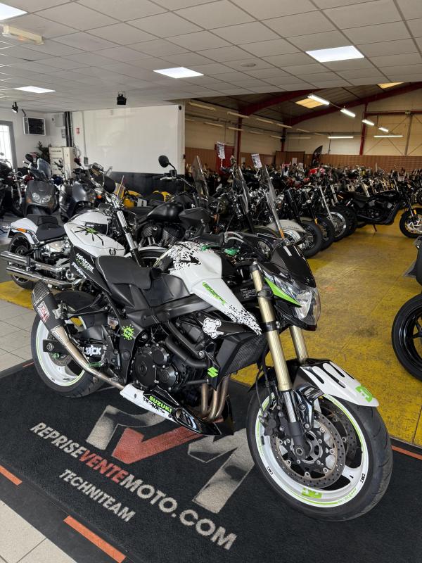 Suzuki 750 GSR REP.ECH.POSS 4 999