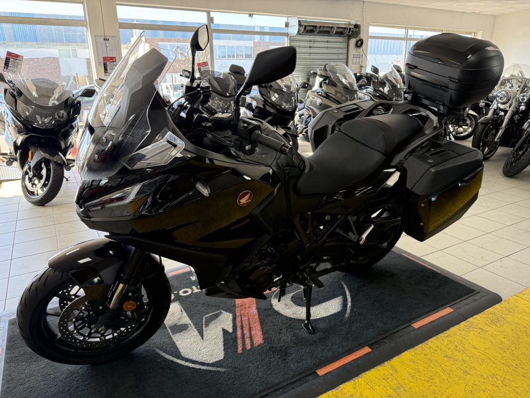 Honda NT 1100 DCT REP.ECH.POSS 9 999