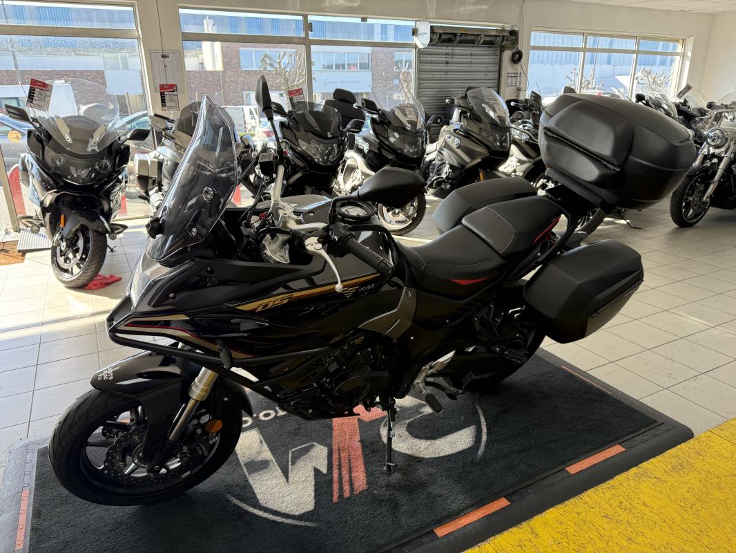 Voge 500 DS REP.ECH.POSS 4 699