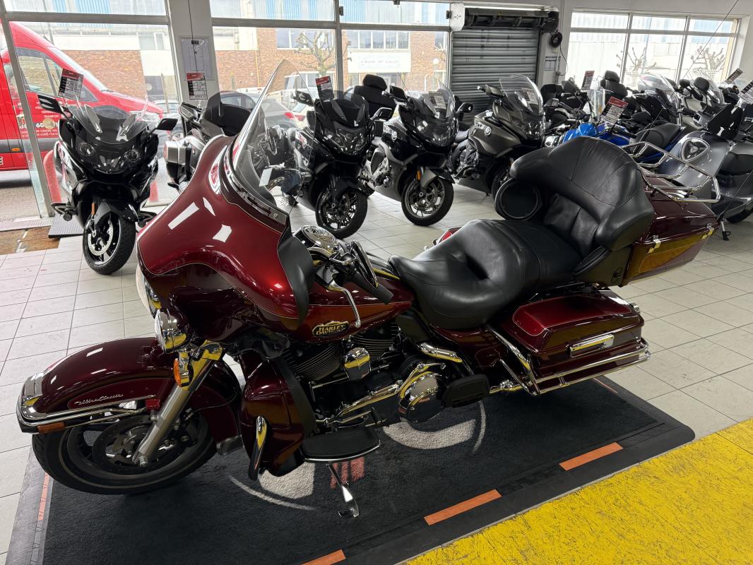 Harley Davidson ELECTRA GLIDE ULTRA CLASSIC REP.ECH.POSS 11 599