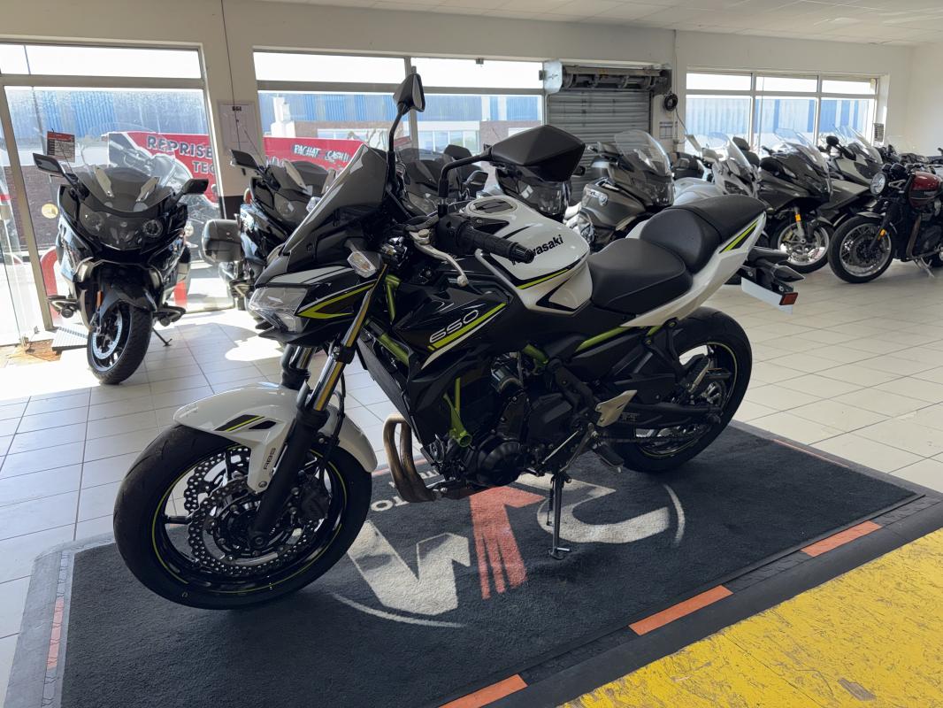 Kawasaki Z650 REP.ECH.POSS 5 499