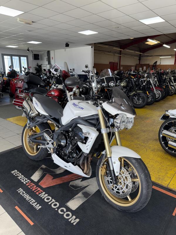 Triumph 675 STREET TRIPLE REP.ECH.POSS 4 999