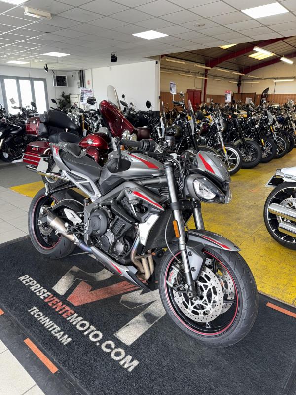 Triumph 765 STREET TRIPLE RS REP.ECH.POSS 8 999
