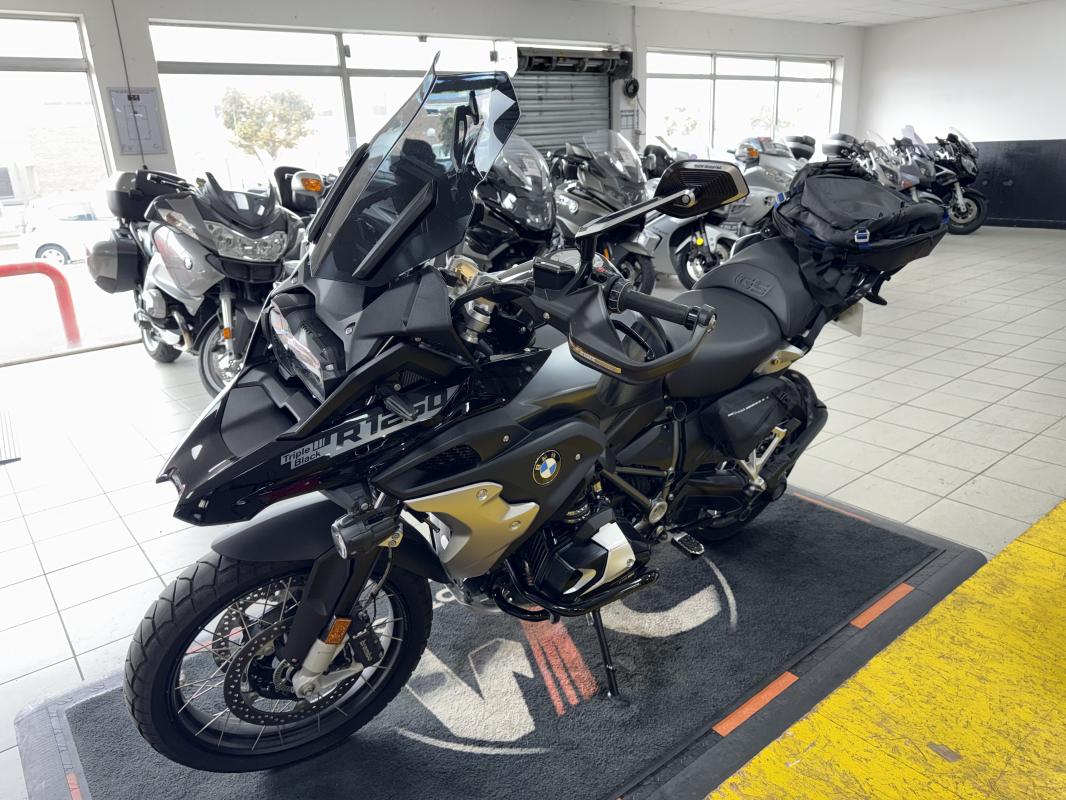 BMW 1250 GS TRIPLE BLACK ULTIMATE EDITION REP.ECH.POSS 21 999