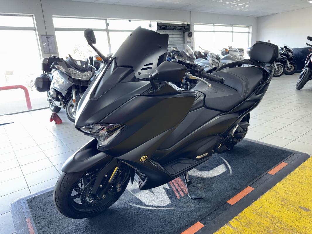 Yamaha TMAX 560 REP.ECH.POSS 8 799