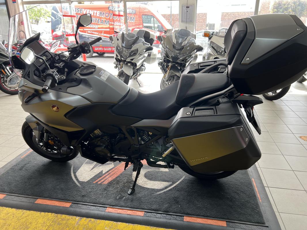 Honda NT 1100 DCT REP.ECH.POSS 11 699