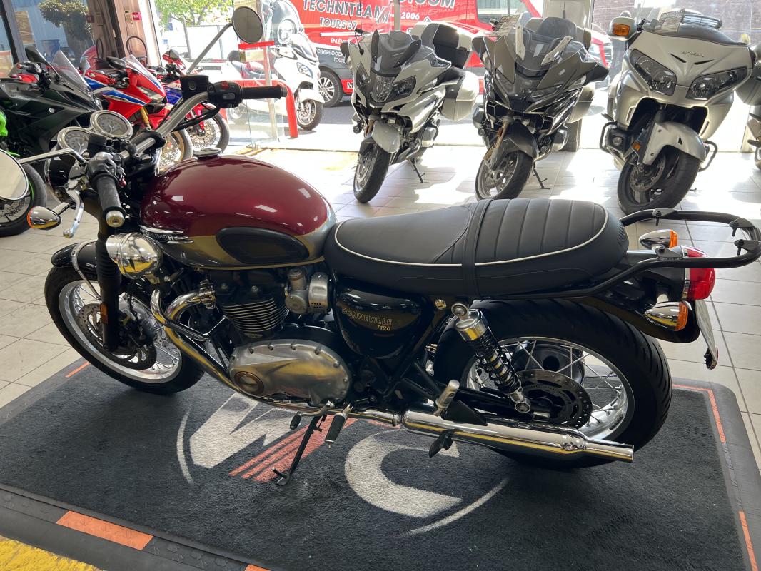 Triumph T120 REP.ECH.POSS 7 299