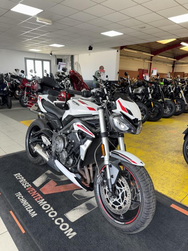 Triumph STREET TRIPLE 660 S REP.ECH.POSS 5 999