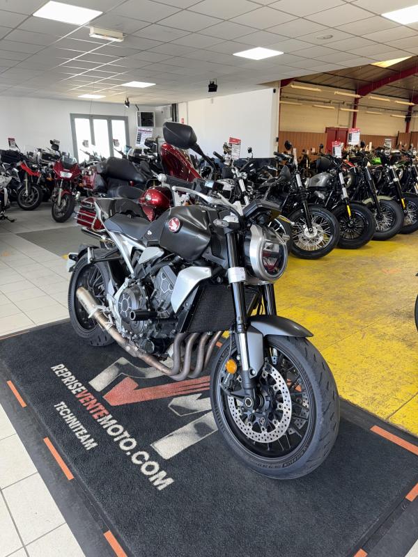 Honda CB1000R REP.ECH.POSS 8 299