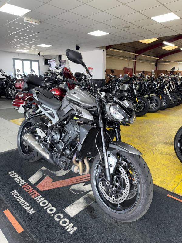 Triumph 765 STREET TRIPLE R REP.ECH.POSS 7 699