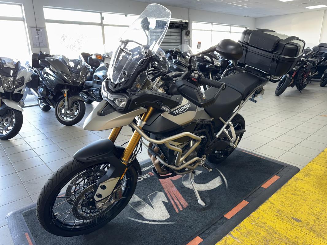 Triumph TIGER 900 RALLY REP.ECH.POSS 9 999