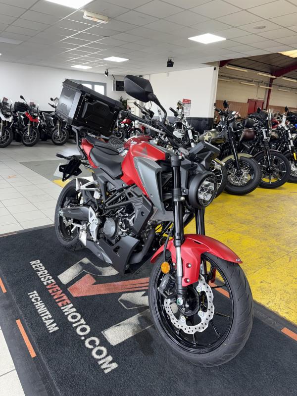 Honda CB 125 R REP.ECH.POSS 4 399