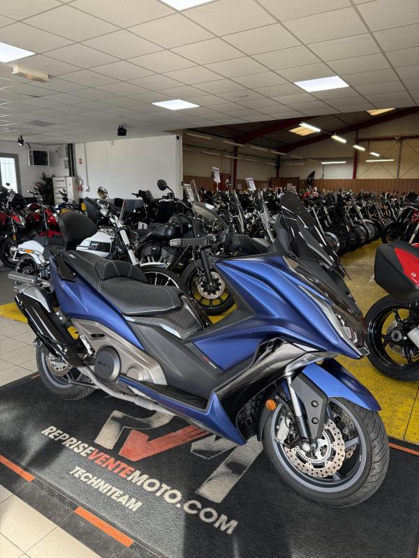 Kymco AK 550 REP.ECH.POSS 4 899