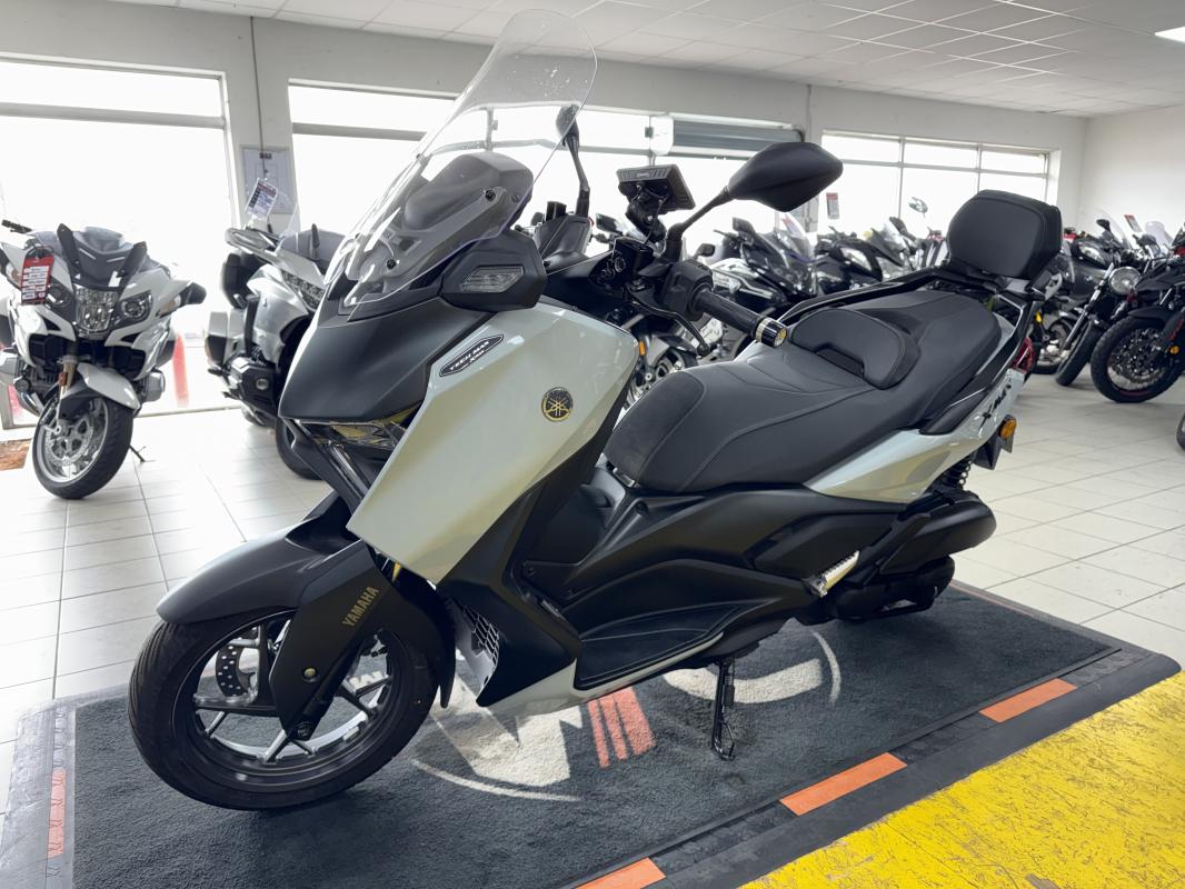 Yamaha 125 XMAX TECH MAX REP.ECH.POSS 5 799
