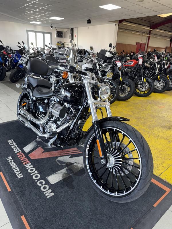 Harley Davidson BREAKOUT REP.ECH.POSS 14 999